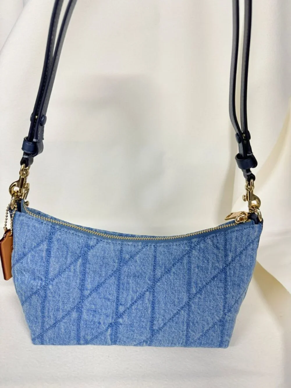 coach Caitlin Shoulder Bag With Quilting cdz89
